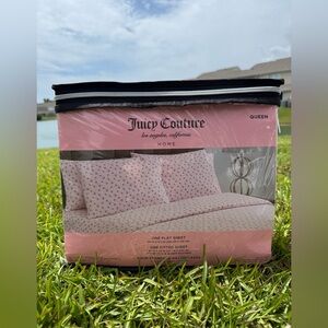 Juicy Couture white with Pink crowns Queen Bedding Set
